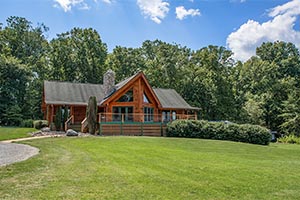 Madison County VA Horse Farm for sale in Madison VA on 44 acres, Blue Ridge Mountain views, barn and log home